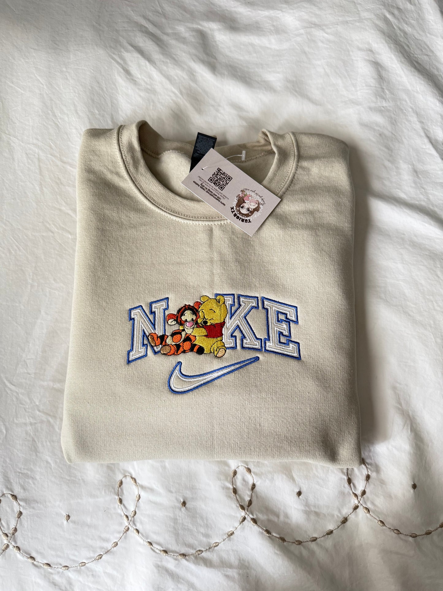 Pooh & Tigger embroidered sweater 🧡 *pre-order*