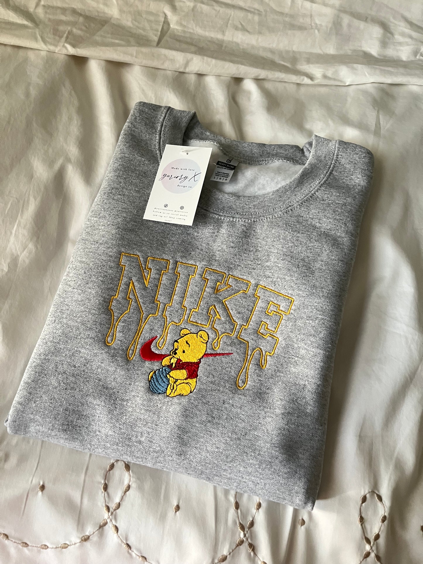 Honey Bear embroidered sweater 🍯 *pre-order*