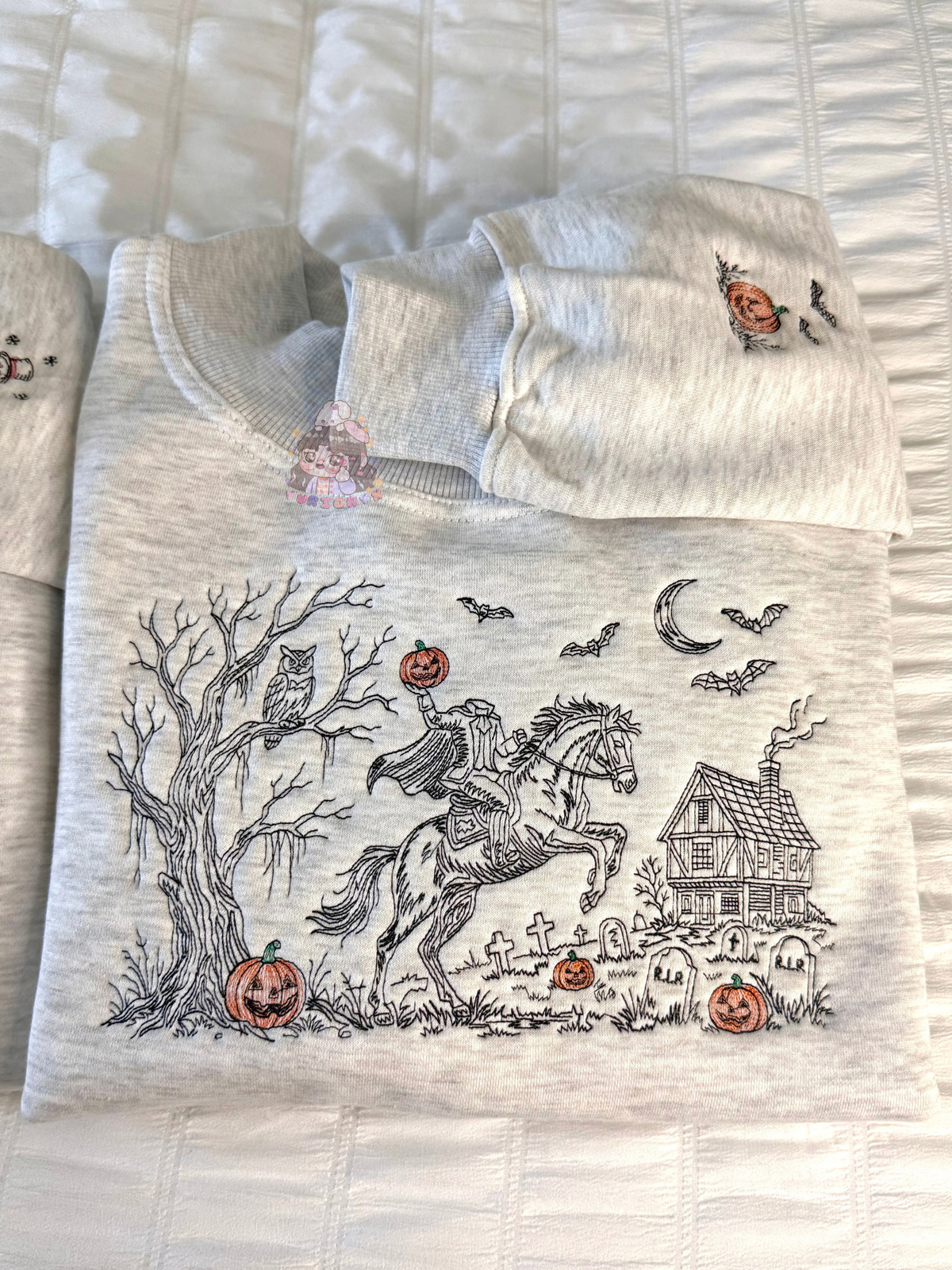 Vintage Halloween/Christmas embroidered mockneck sweaters 🎃🎄 *pre-order*