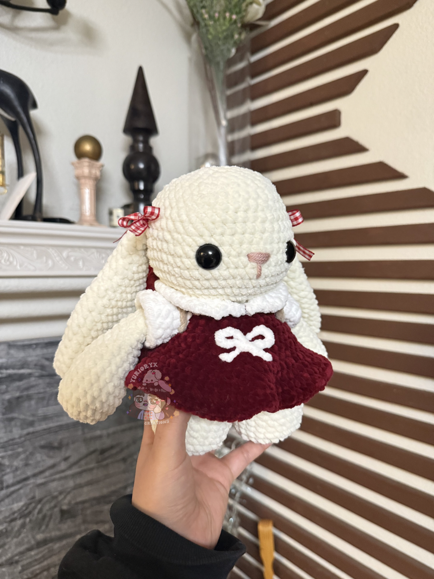 Crochet Bunny w/ rose bouquet 🌹