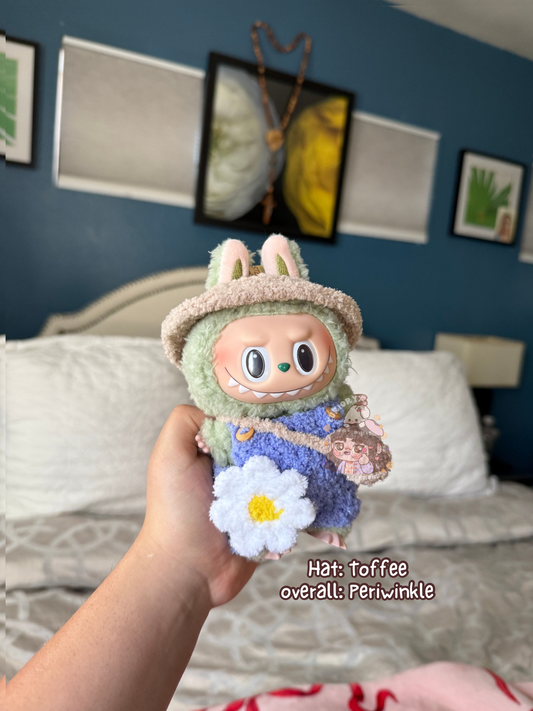 Monster Fluffy Overall outfit 💙