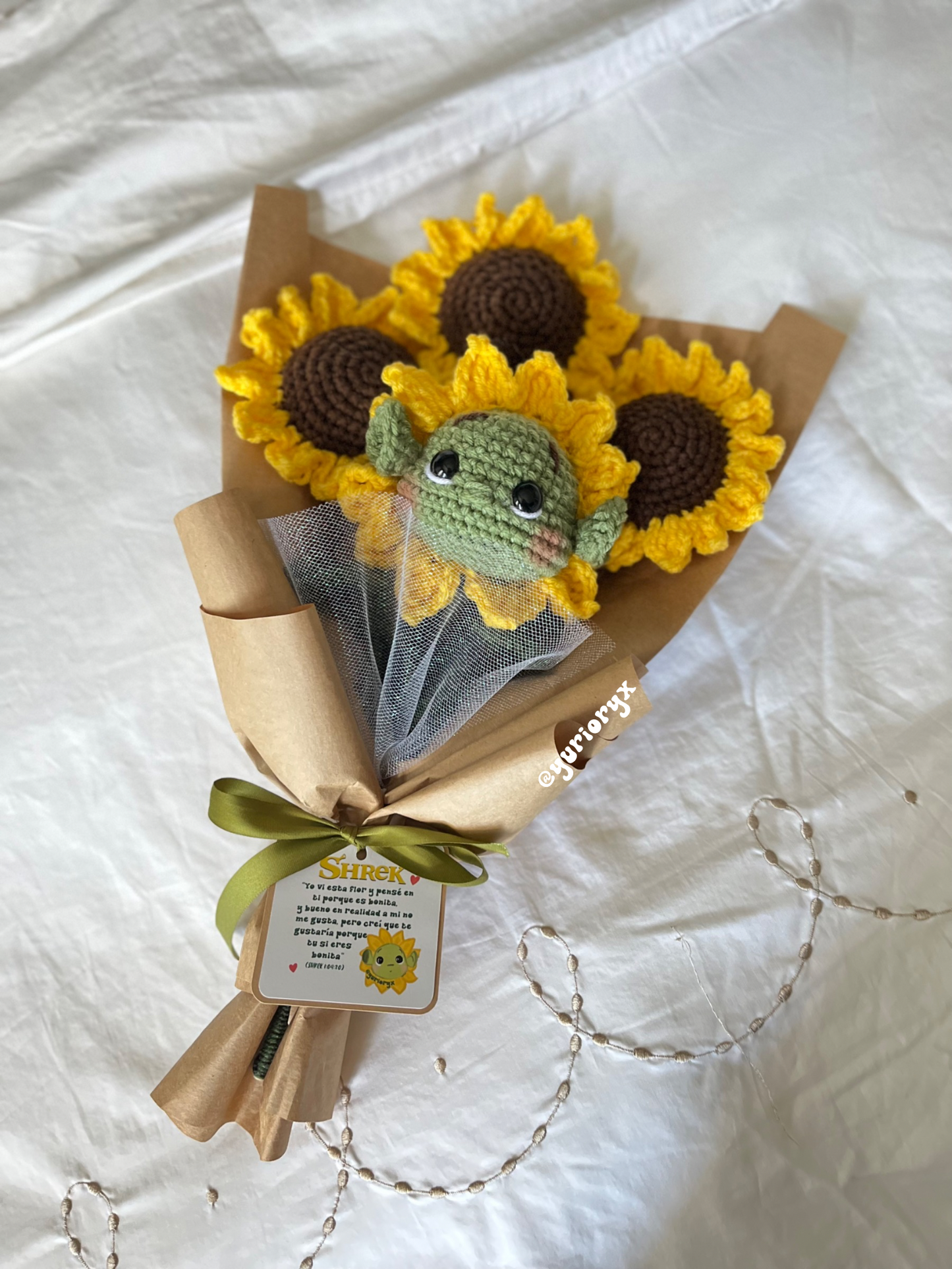 Girashrek sunflower bouquet *Pre-Order*